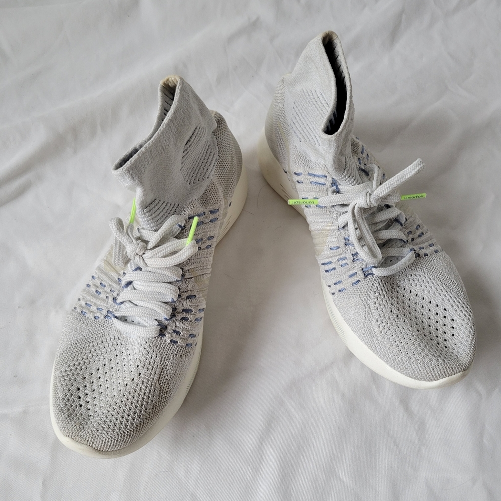 Nike High-top Running shoes